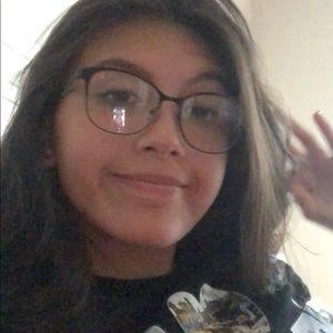 Meet your Posher, Carmen